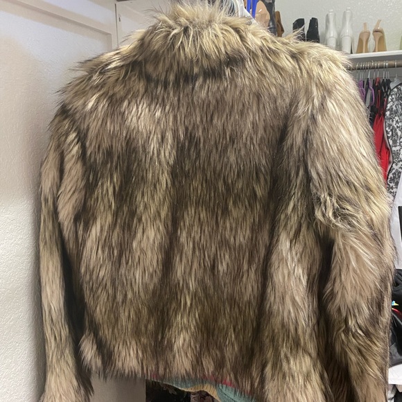 Brown Fur Coat one use only - Picture 2 of 6